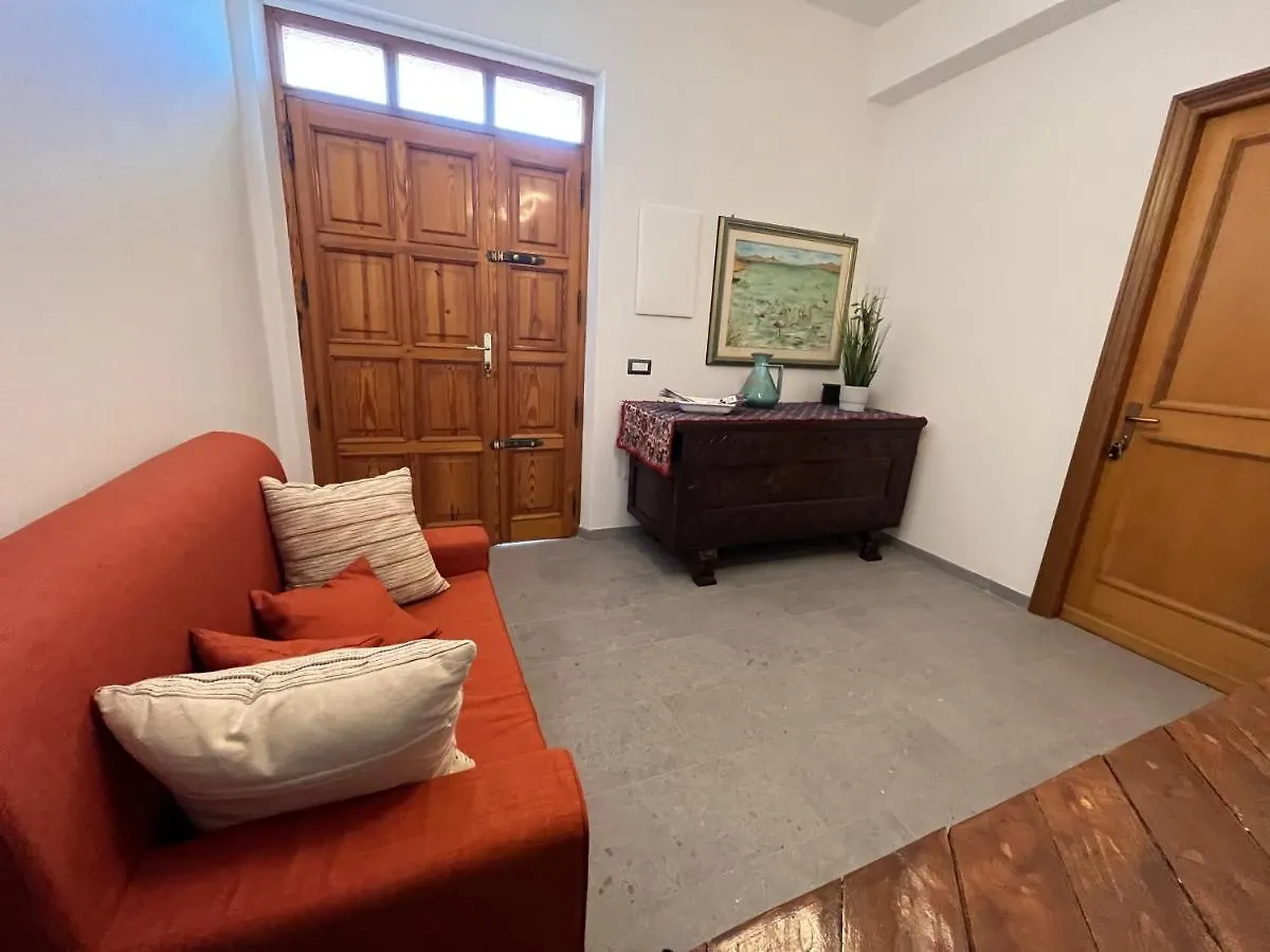 Baboe Affittacamere Iun F1037 Torre Grande Guest house