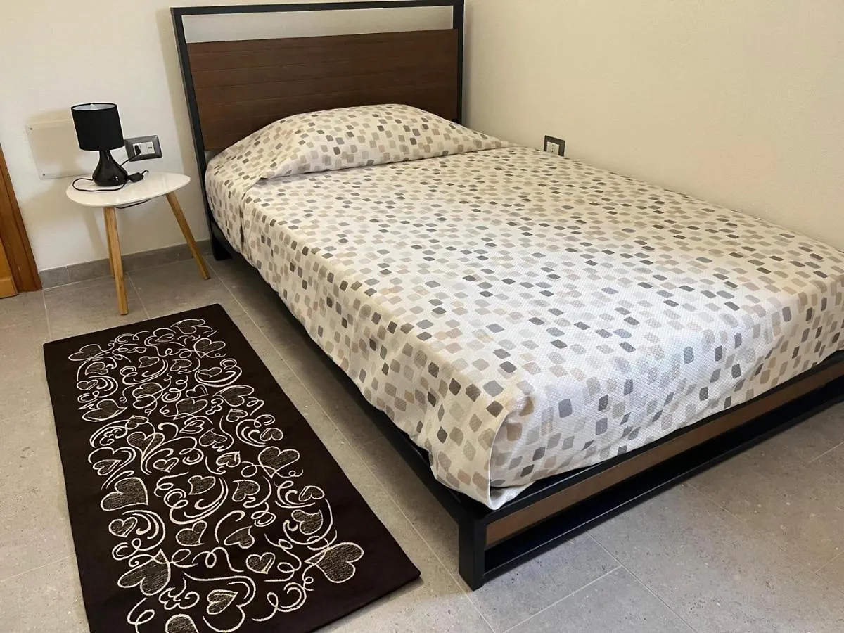 Guest house Baboe Affittacamere Iun F1037 Torre Grande Italy